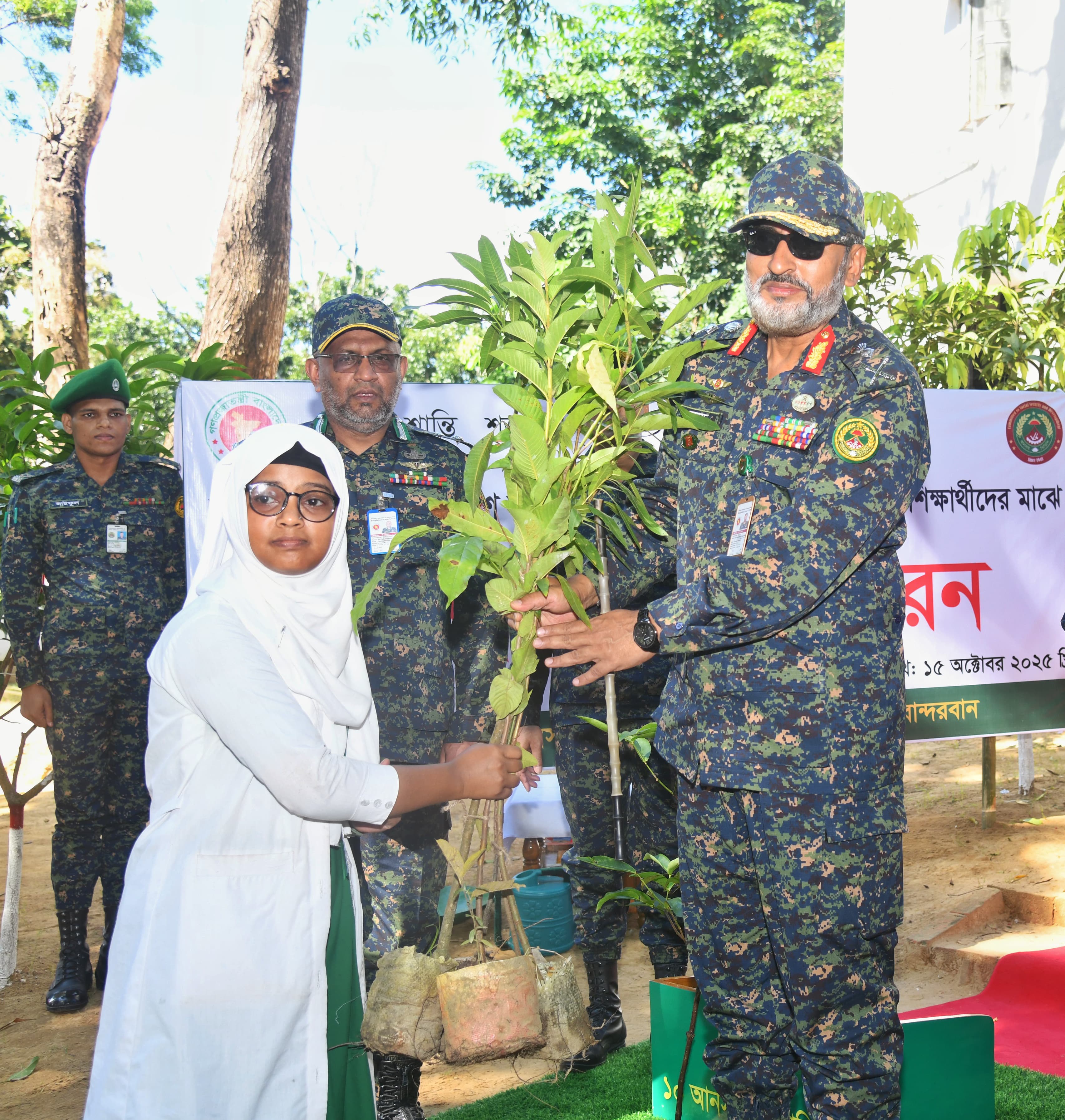 পার্বত্য অঞ্চলে আইনশৃঙ্খলা ও পরিবেশ রক্ষা আনসারের অঙ্গীকার: বাহিনীর মহাপরিচালক