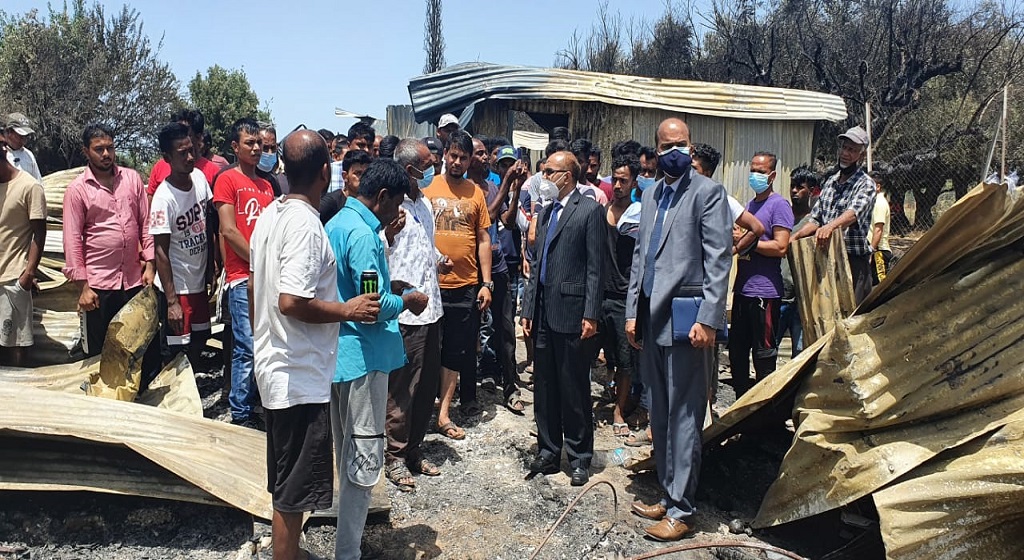 গ্রীসের মানোলাদায় ভয়াবহ অগ্নিকাণ্ডে ক্ষতিগ্রস্থ প্রবাসীদের পাশে দূতাবাস