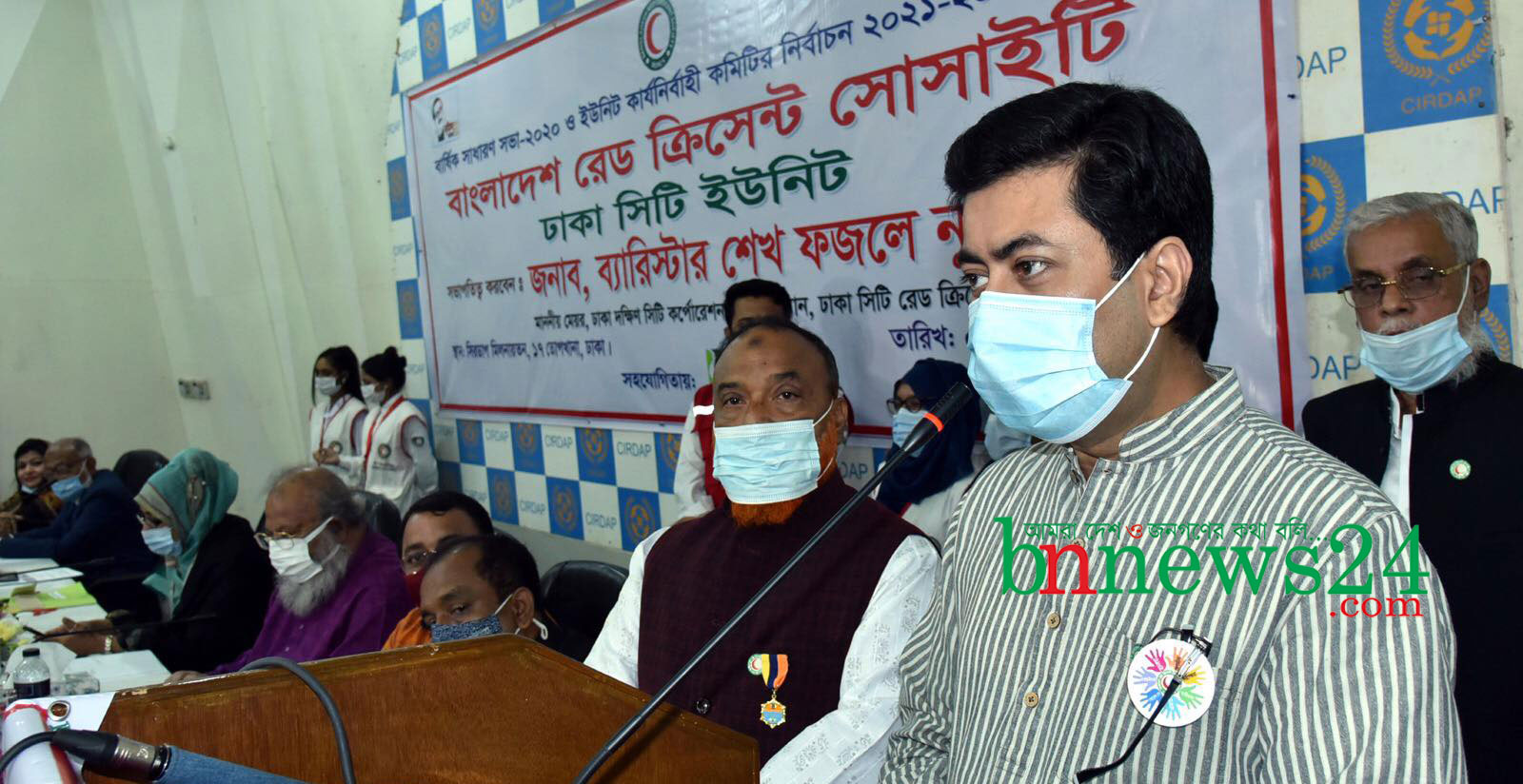 ঢাকাবাসীকে জলাবদ্ধতা থেকে মুক্ত করার গুরু দায়িত্ব নিয়েছে: তাপস