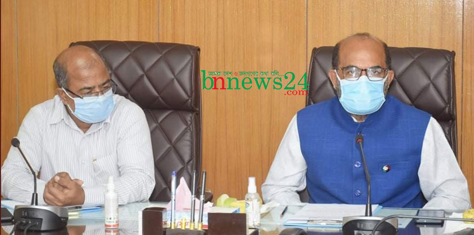 পোল্ট্রি ও ডেইরি শিল্পের সুরক্ষায় নীতিমালা তৈরী করছে সরকার: শ ম রেজাউল