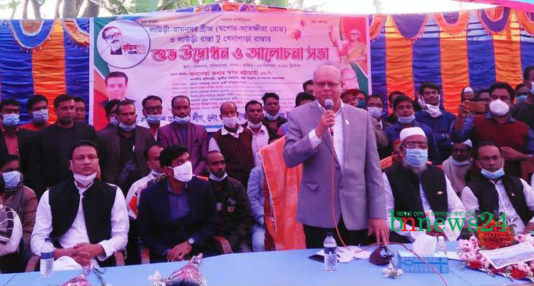 যারা ষড়যন্ত্রে লিপ্ত-ঐক্যবদ্ধভাবে তাদের বিরুদ্ধে রুখে দাঁড়াতে হবে: প্রতিমন্ত্রী স্বপন ভট্টাচার্য্য