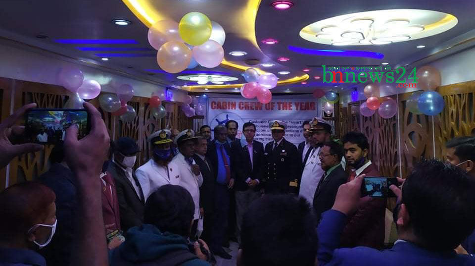 ‘কেবিন ক্রুদের সম্মাননা যাত্রী সেবাকে উৎসাহিত করবে’