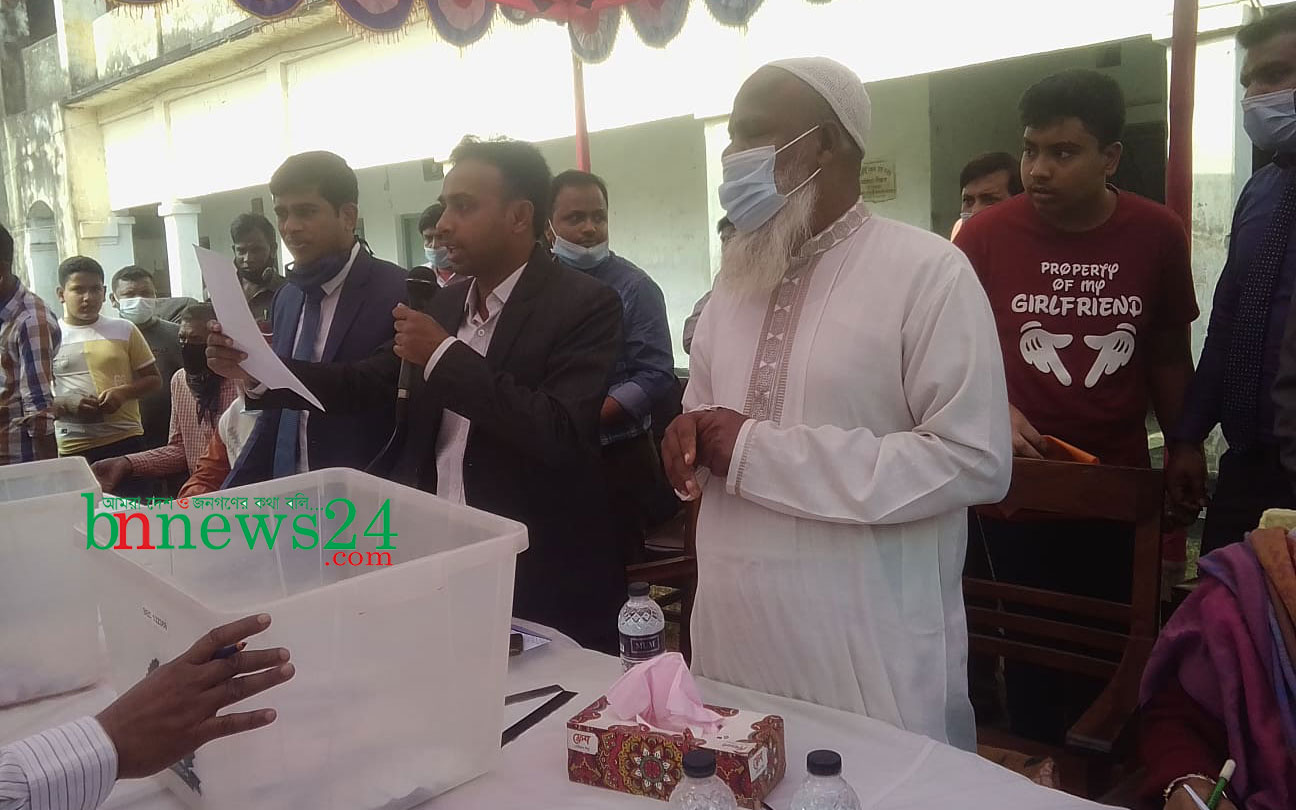 চৌগাছায় লটারির মাধ্যমে শিক্ষার্থী নির্বাচিত