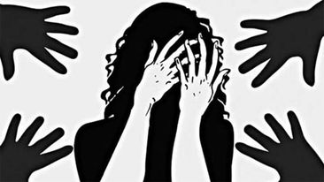 মণিরামপুরে মাদ্রাসা শিক্ষার্থীকে ধর্ষণ চেষ্টার অভিযোগ
স্বার্থান্বেষী মহলের হস্তক্ষেপে ভিকটিম আইনের আশ্রয় নিতে পারেনি 