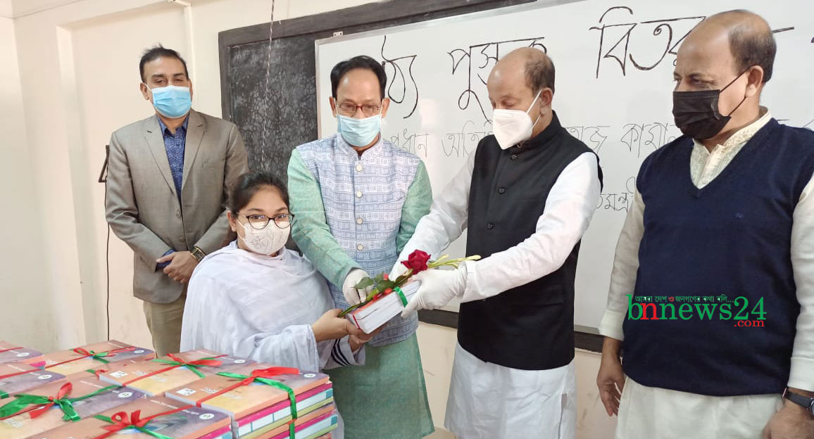 
 করোনায় বাসায় পড়াশোনার জন্য ছাত্রছাত্রীদের আহ্বান শিল্প প্রতিমন্ত্রীর