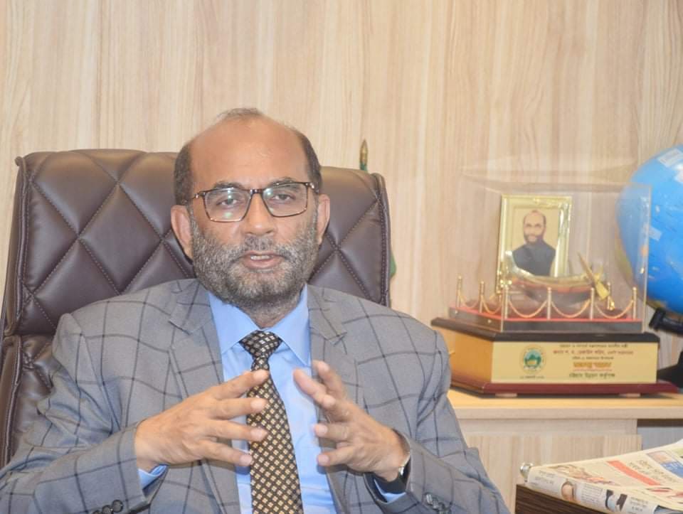 দাপ্তরিক স্বীকৃতির সাথে কাজের তৎপরতা বাড়ানোর নির্দেশ: শ ম রেজাউল 