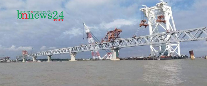 পদ্মার বুকে বসলো ৩৫তম স্প্যান