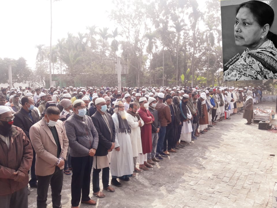 মায়ের পাশে চিরনিদ্রায় শায়িত হলেন কালিগঞ্জের আদর্শ শিক্ষিকা শেলী আক্তার 