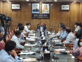 রাস্তা ও ভবন নির্মাণে গুণগত ও স্ট্যান্ডার্ড সাইজের ইট তৈরি ও সরবরাহের নির্দেশ স্থানীয় সরকার মন্ত্রীর