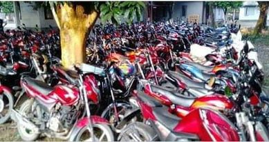 চৌগাছায় যশোর ট্রাফিক পুলিশের বিশেষ অভিযানে ১৩৩ মোটর সাইকেল আটক