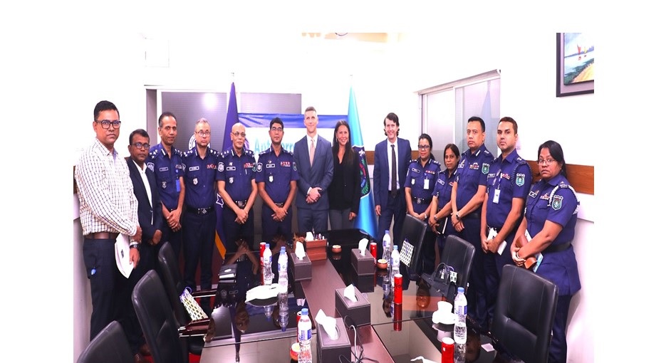 এটিইউ প্রধানের সঙ্গে এফবিআই প্রতিনিধি দলের বৈঠক