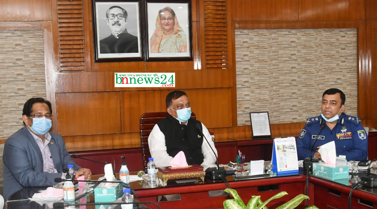 যেকোনো দুর্যোগে ও পরিস্থিতিতে মানুষের পা‌শে দাঁঁ‌ড়ি‌য়ে‌ছে পুলিশ : স্বরাষ্ট্রমন্ত্রী