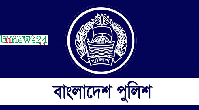 বঙ্গবন্ধুর ভাস্কর্য ভাংচুরের তীব্র প্রতিবাদ জানালেন আই‌জি‌পিসহ প্রজাতন্ত্রের কর্মকর্তারা