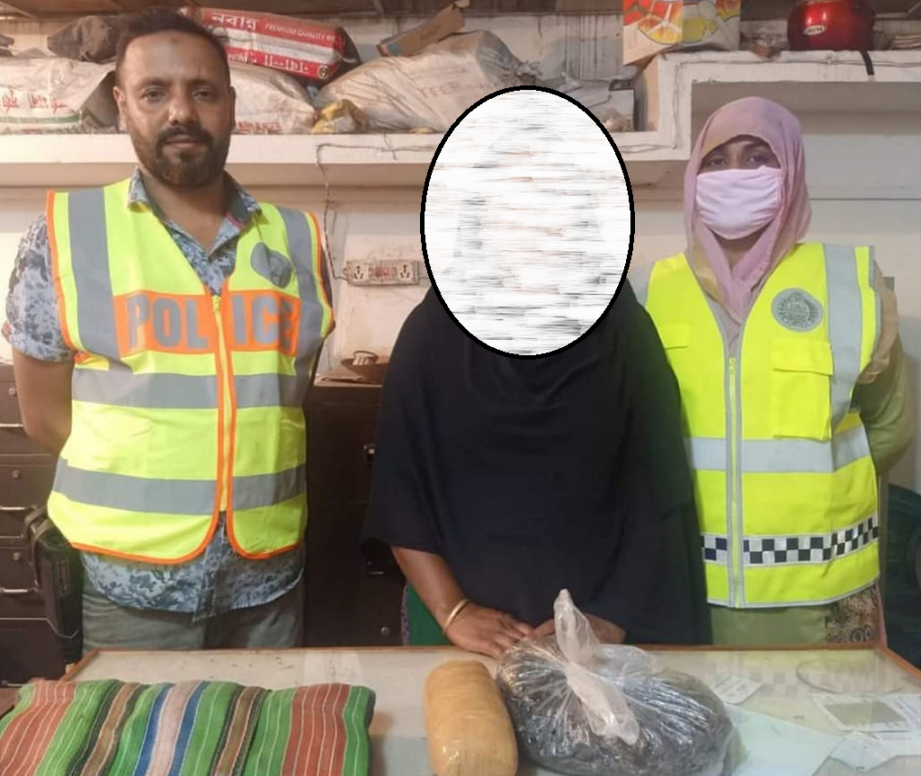 বেনাপোলে গাঁজাসহ এক নারী মাদক ব্যবসায়ী আটক