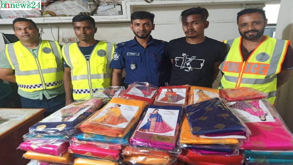 বেনাপোলে ভারতীয় শাড়ি ও ক্রীমসহ আটক এক