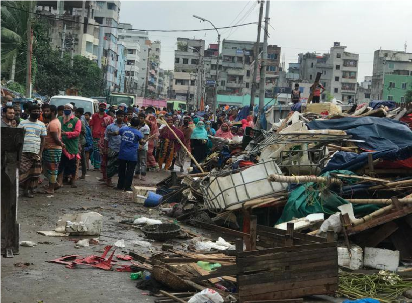 ডিএনসিসি'র অভিযানে অবৈধ স্থাপনা উচ্ছেদ, ৭ মামলায় ৯৯ হাজার টাকা জরিমানা
