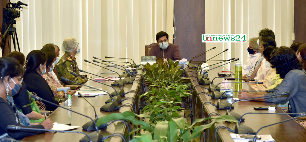 বেওয়ারিশ কুকুর প্রেমীদের কুকুরগুলোর পরিপূর্ণ দায়িত্ব পালন করতে হবে : মেয়র তাপস