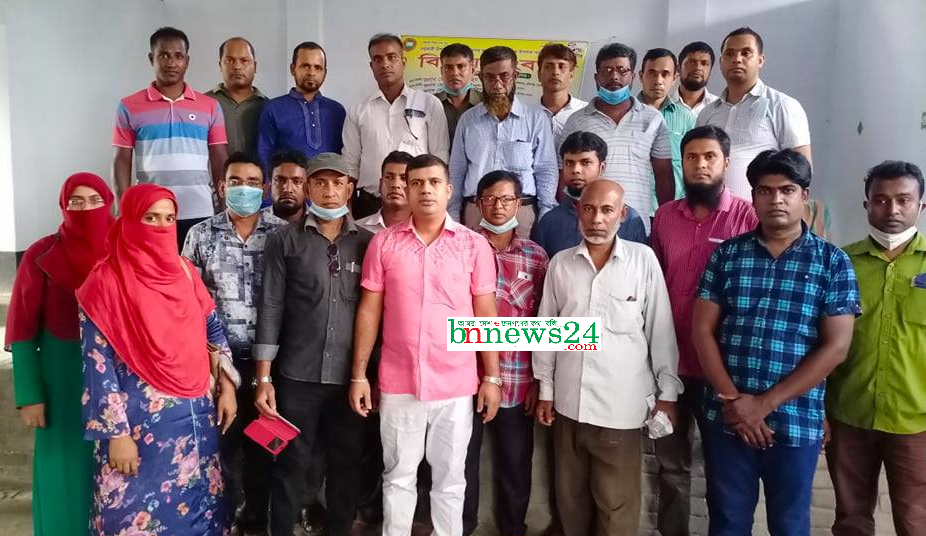 চৌগাছায় শিক্ষা অফিসার রফিকুল ইসলামের বিদায় অনুষ্ঠান