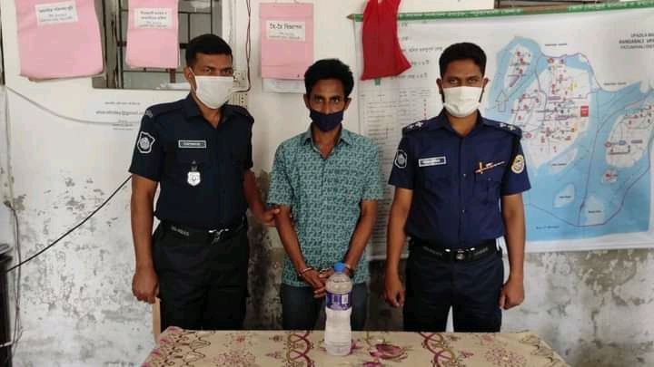 রাঙ্গাবালীতে চোলাই মদসহ আটক ১