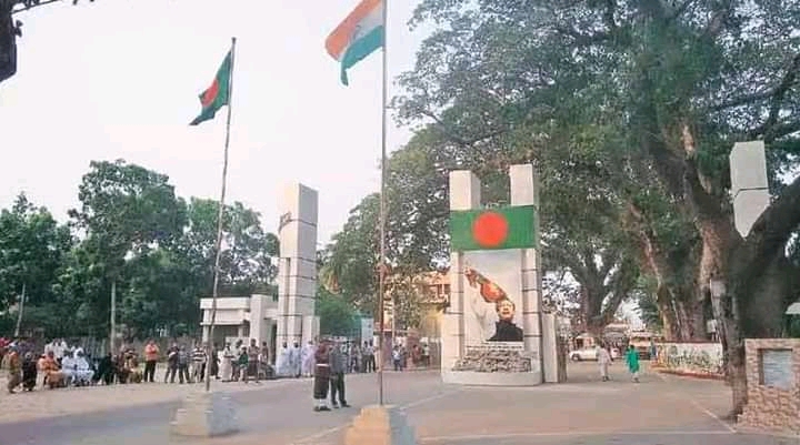 বেনাপোল সীমান্ত দিয়ে পাসপোর্ট যাত্রিদের প্রবেশের সময়সীমা বেঁধে দিল বাংলাদেশ প্রশাসন