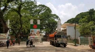 ঈদের শেষে বেনাপোল বন্দরে আমদানী রপ্তানী শুরু