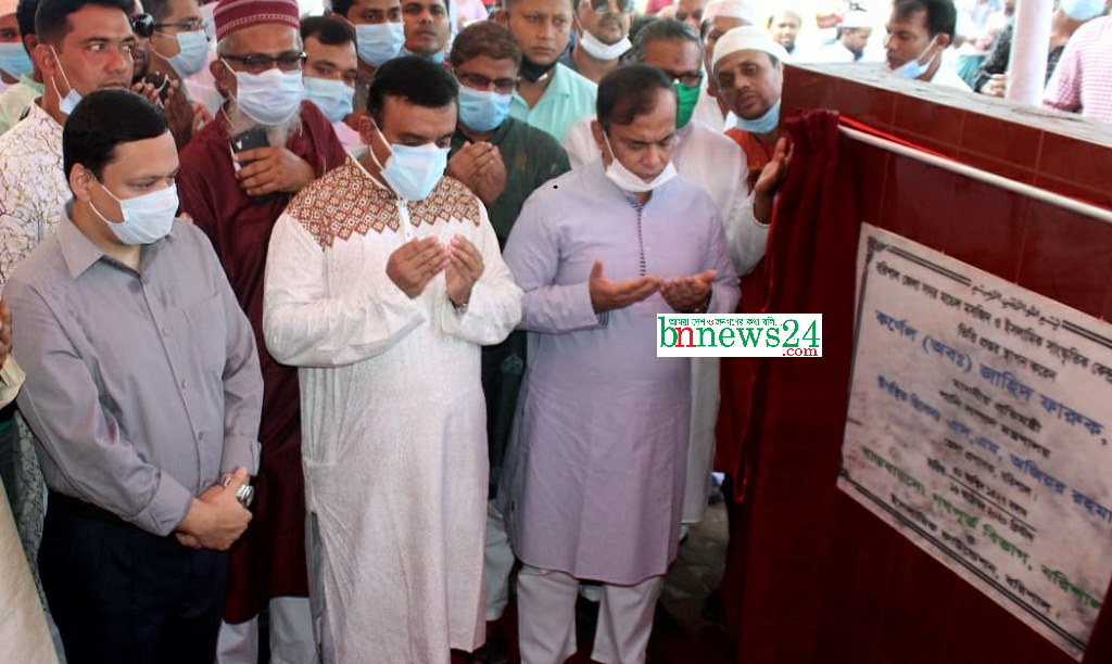 সারাদেশে ৫৬০টি মডেল মসজিদ নির্মাণের উদ্যেগ নিয়েছে সরকার : প্রতিমন্ত্রী জাহিদ ফারুক