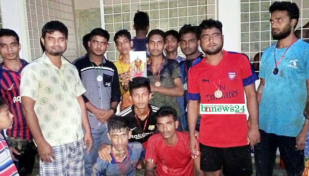 প্রীতি ফুটবল টুর্ণামেন্টে আব্বাস উদ্দীন একাদশ চ্যাম্পিয়ন