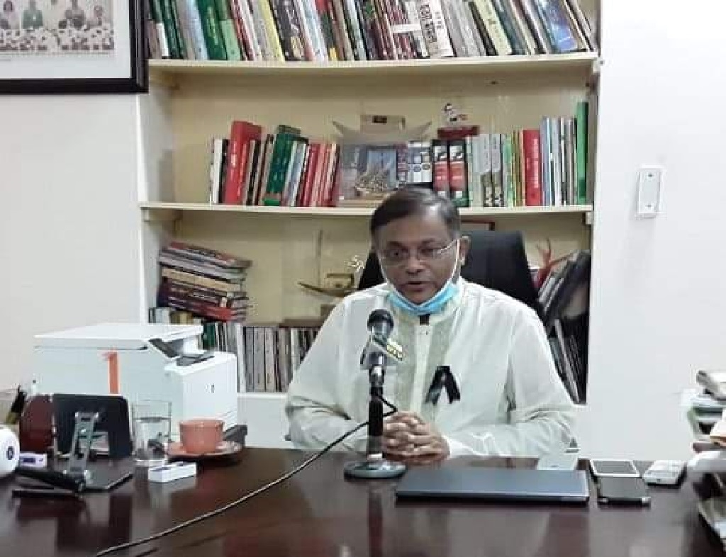 অভিনয়ের আড়ালে অনৈতিক কাজ করলে দায় এড়ানো যাবে না: তথ্যমন্ত্রী