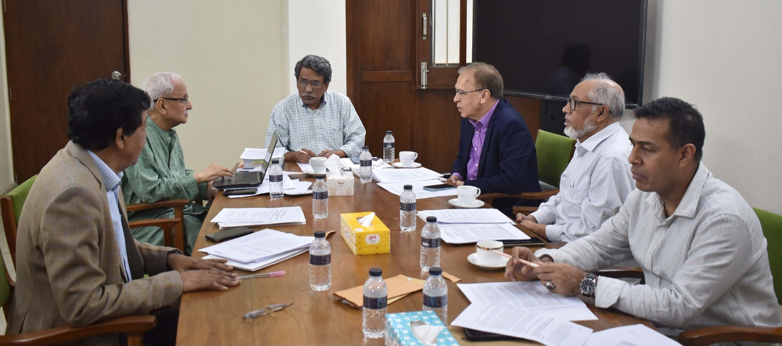 চুড়ান্ত পর্বের  প্রস্তুতি বিষয়ে ঐকমত্য কমিশনের বৈঠক