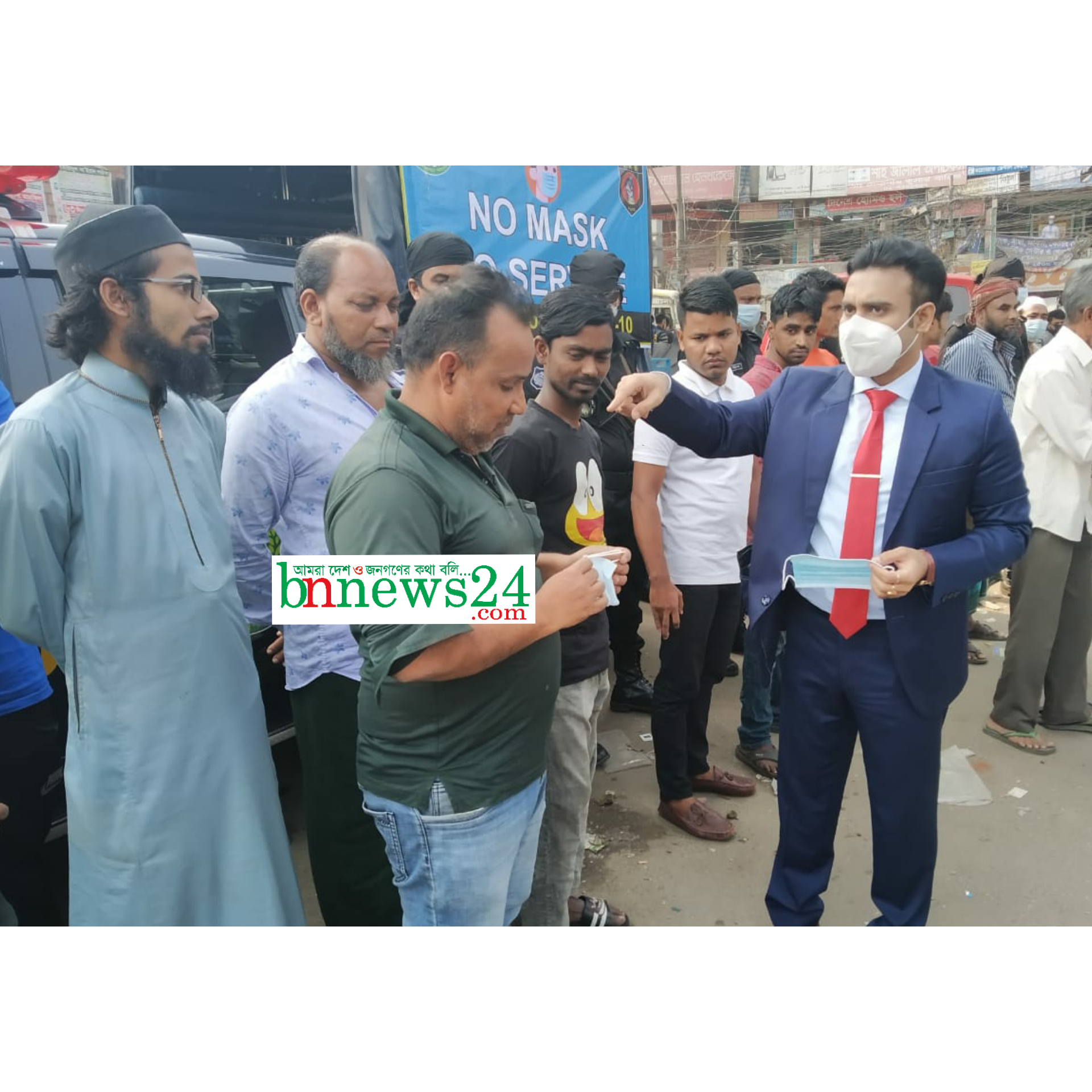 মাক্স ব্যবহার না করাই ম্যাজিস্ট্রেট বসু'র আদালতে ৩০ জনকে জরিমানা