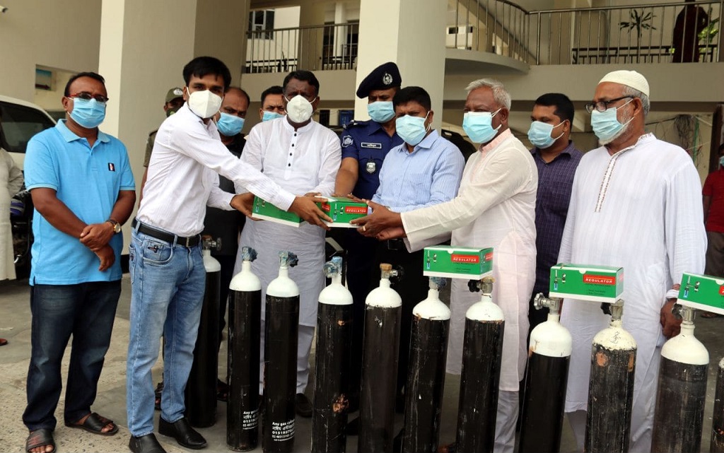 কোটালীপাড়া উপজেলা স্বাস্থ্য কেন্দ্রে অক্সিজেন সিলিন্ডার দিলেন প্রধানমন্ত্রী