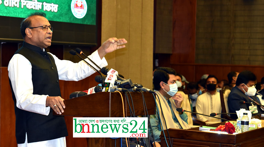 বাঙালিরা আত্মমর্যাদাশীল জাতি হিসেবে বিশ্বে মাথা উঁচু করে বাঁচবে : স্থানীয় সরকার মন্ত্রী
