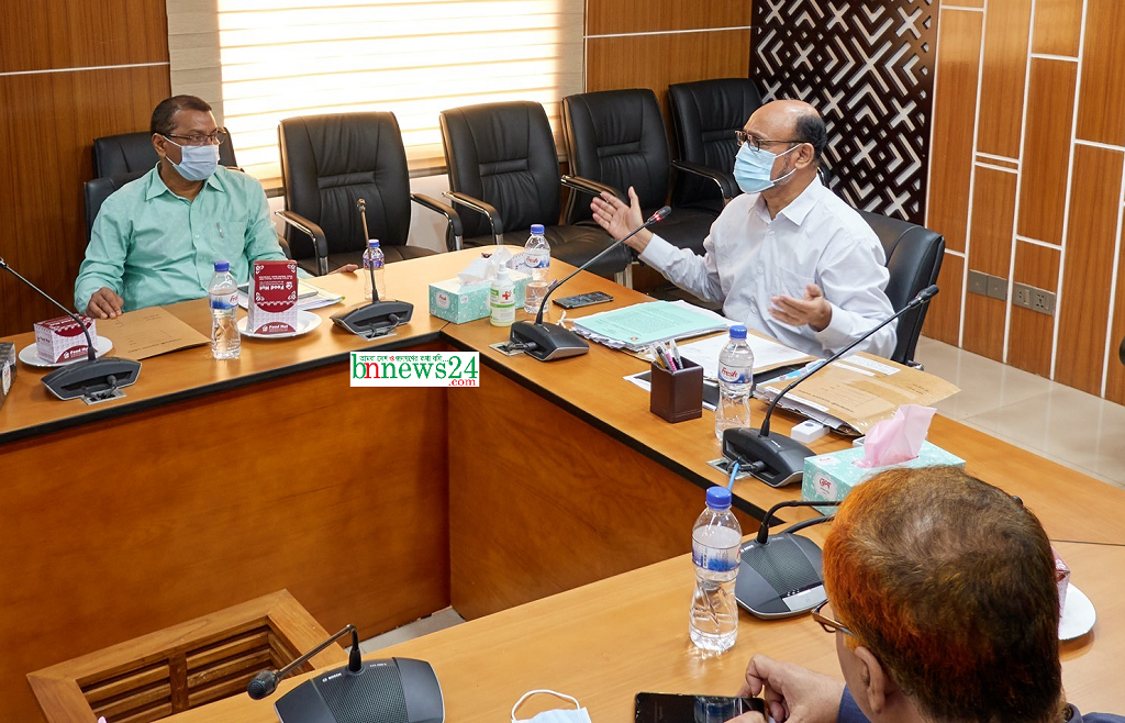 জনবান্ধব ভূমি সেবা নিশ্চিতকরণে শুদ্ধাচার চর্চার বিকল্প নেই : ভূমি সচিব মাকছুদুর