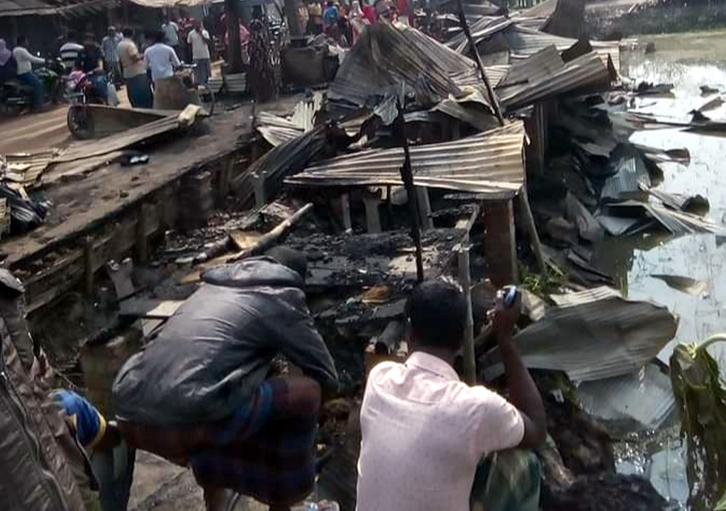 মণিরামপুরে পৃথক তিনটি অগ্নিকাণ্ডে ক্ষয়ক্ষতি ১৫ লাখ টাকা