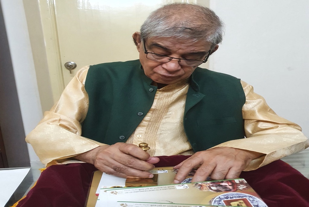 একাত্তরের 'কনসার্ট ফর বাংলাদেশ’ এর সুবর্ণজয়ন্তীতে ডাকটিকেট অবমুক্ত