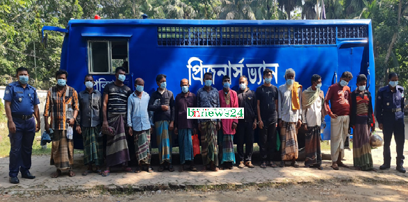 চৌগাছায় ছাত্রলীগ নেতাসহ পরোয়ানাভূক্ত ১২ আসামী আটক