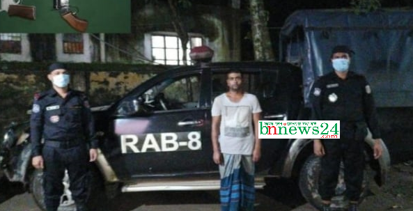 ভোলায় র‌্যাবের অভিযানে অস্ত্র ও মাদকসহ এক শীর্ষ সন্ত্রাসী গ্রেফতার