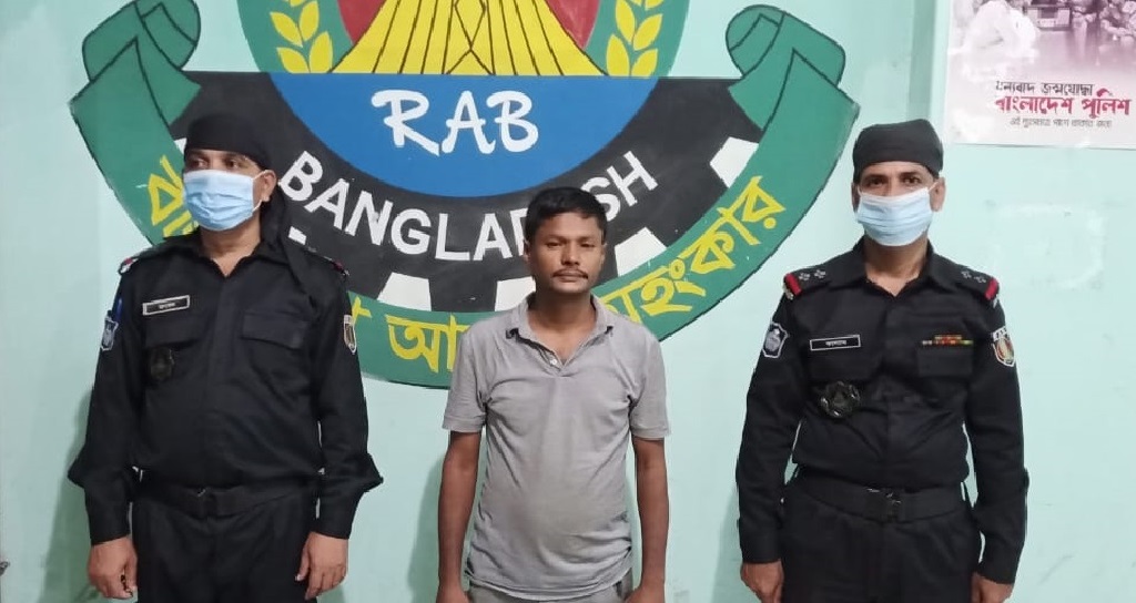 বিয়ারসহ এক মাদক ব্যবসায়ীকে আটক করেছে র‌্যাব-৩