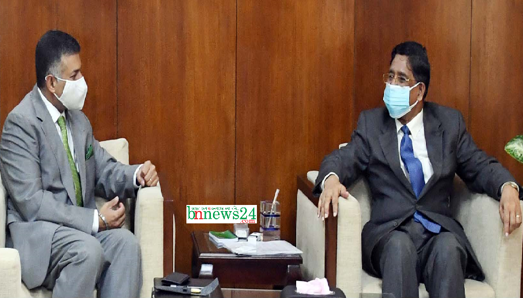 বাংলাদেশে স্থানীয়ভাবে কৃষিযন্ত্রপাতি তৈরি ও সংযোজনে ভারতের সহযোগিতার আশ্বাস