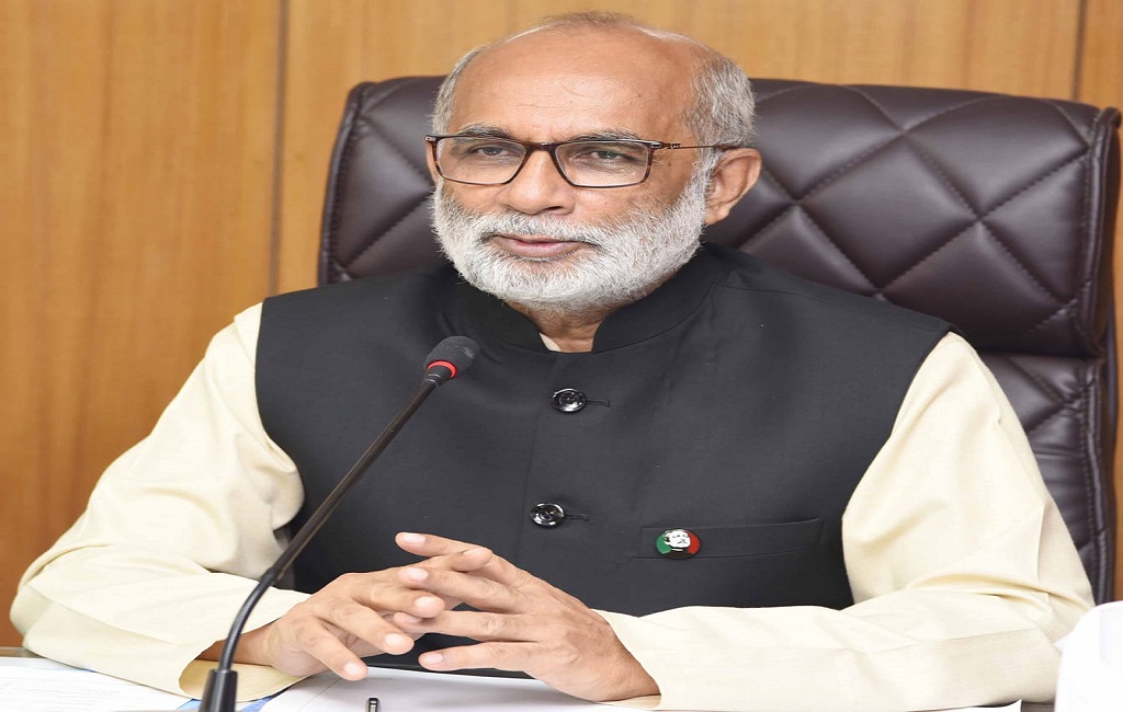 ডিজিটাল কোরবানির হাট উদ্বোধন করছেন প্রাণিসম্পদ মন্ত্রী