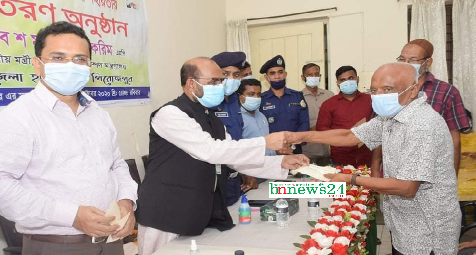 মুক্তিযোদ্ধাদের শেষ আশ্রয়স্থল প্রধানমন্ত্রী শেখ হাসিনা : মন্ত্রী শ ম রেজাউল করিম