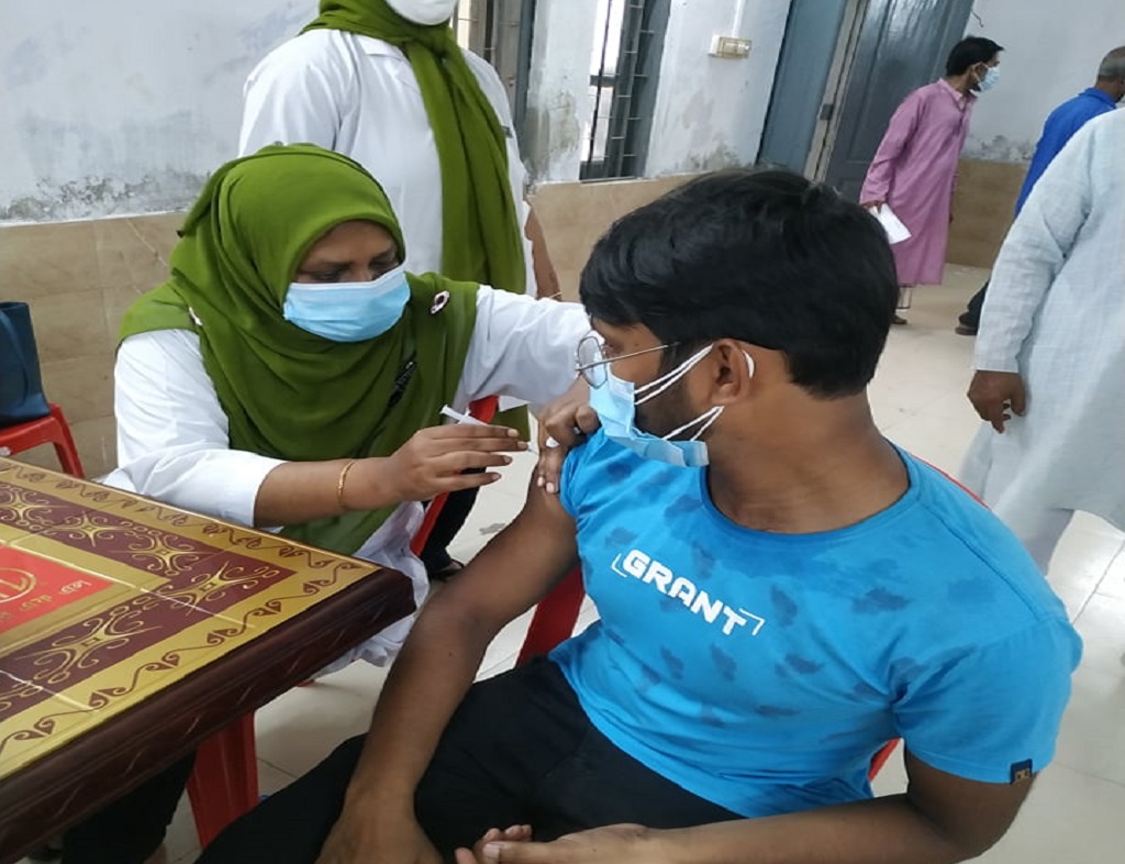 টিকা সল্পতা: ৭-১২ আগস্ট সীমিত করার ঘোষণা