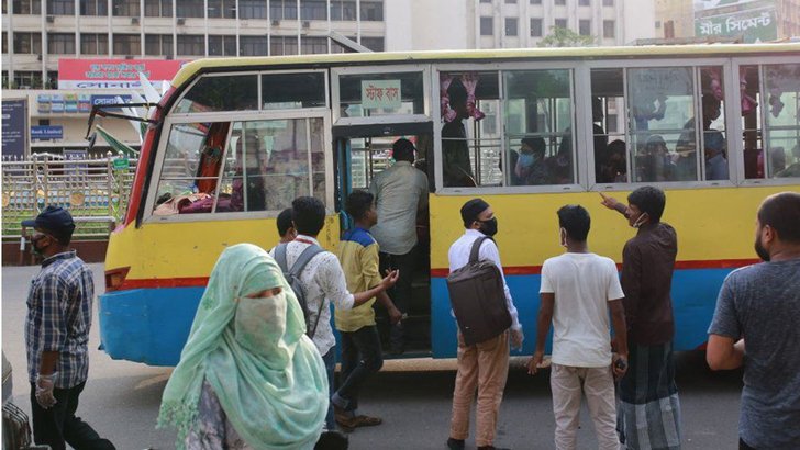অর্ধেক যাত্রী নিয়ে চলবে দূরপাল্লার বাস, ট্রেন ও লঞ্চ