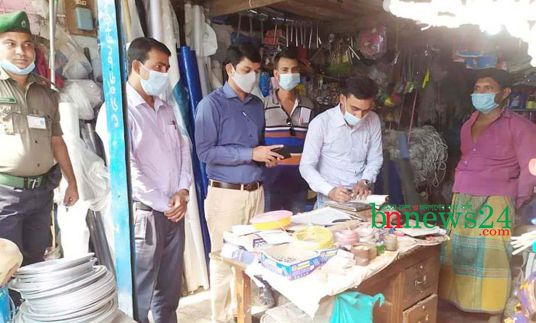 মণিরামপুরে কারেন্ট জাল জব্দ করে ভষ্মিভূত করলেন ভ্রাম্যমাণ আদালত