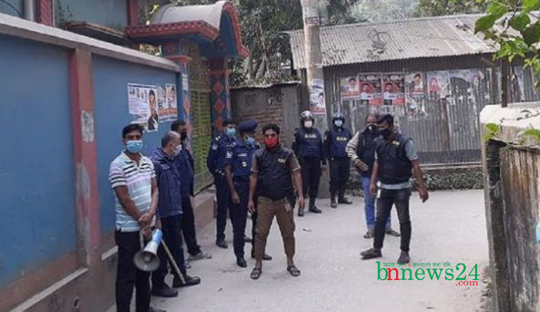 সিরাজগঞ্জে জঙ্গি আস্তানা থেকে আঞ্চিলিক প্রধান সহ আটক ৪, অস্ত্র উদ্ধার