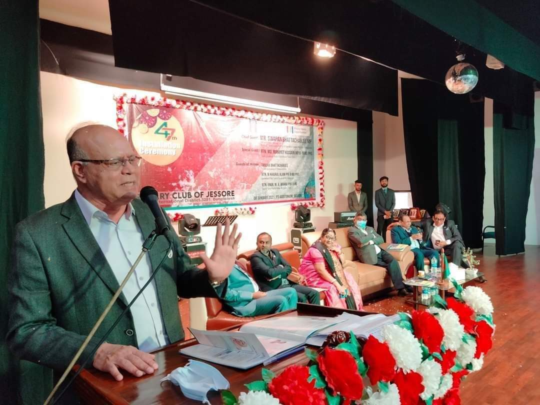 রোটারিয়ানদের মত সেবামূলক কাজে এগিয়ে আসতে হবে 