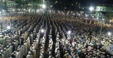 জুনায়েদ বাবুনগরীর দাফন সম্পন্ন