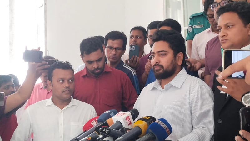 শেখ হাসিনাকে উৎখাত করা বৈধ ছিল, ষড়যন্ত্র না: নাহিদ