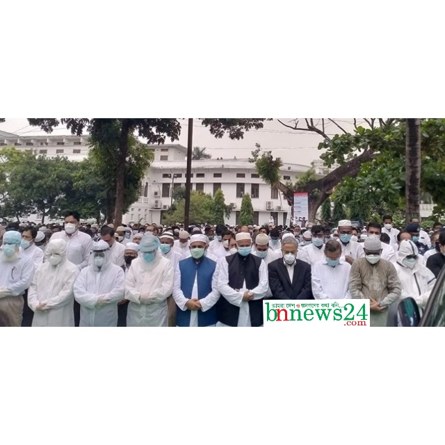 অ্যাটর্নি জেনারেল মাহবুবে আলমের জানাজা কোর্ট প্রাঙ্গণে সম্পন্ন