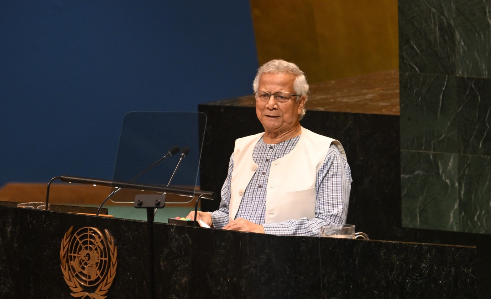 বাংলাদেশপাচার হওয়া সম্পদ ফিরিয়ে দেওয়ার আহ্বান ড. ইউনূসের